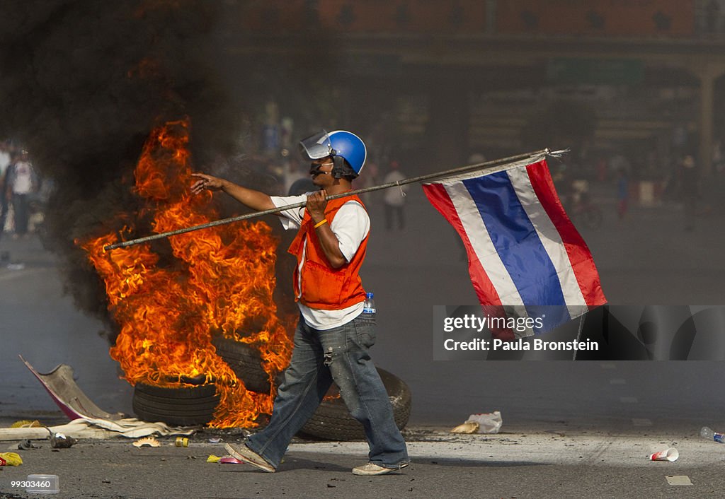 Violence Hits Bangkok As Military Cracks Down