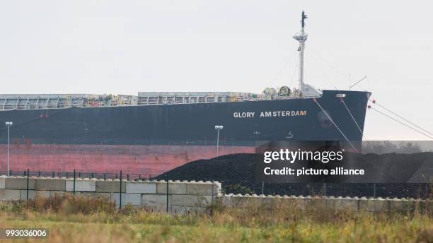 The damaged freight ship "Glory Amsterdam" can be seen in Wilhelmshaven, Germany, 3 November 2017. The ship was damaged before the North Sea island...