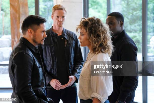 Walking Shadow" Episode 304 -- Pictured: Nick Wechsler as Cole, Jennifer Lopez as Harlee Santos --