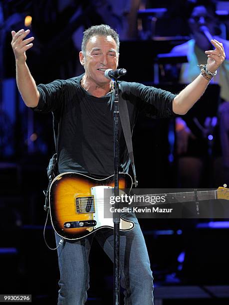 Bruce Springsteen performs on stage during the Almay concert to celebrate the Rainforest Fund's 21st birthday at Carnegie Hall on May 13, 2010 in New...