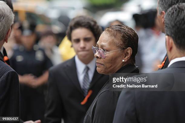 Singer Dionne Warwick attends funeral services for entertainer Lena Horne at the Church of St. Ignatius Loyola on May 14, 2010 in New York City.