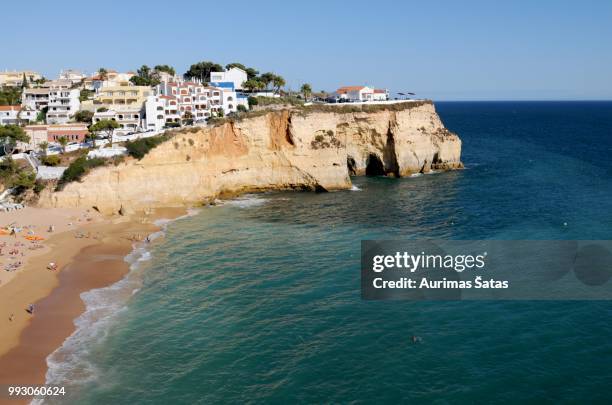 carvoeiro traditional fishermen town - carvoeiro fotografías e imágenes de stock