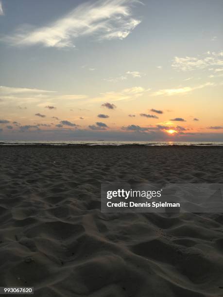 sunrise on south padre island beach - padre 個照片及圖片檔