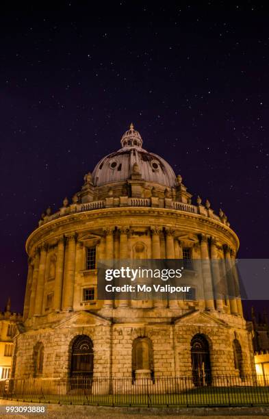 radcliffe camera, oxford - radcliffe camera foto e immagini stock