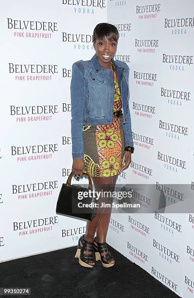 Singer Estelle attends the Belvedere Pink Grapefruit launch party at The Belvedere Pink Grapefruit Pop-Up on May 13, 2010 in New York City.