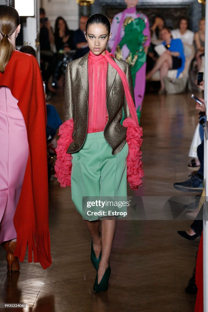 Valentino : Runway - Paris Fashion Week - Haute Couture Fall Winter 2018/2019