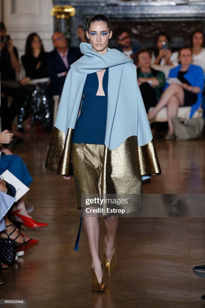 Valentino : Runway - Paris Fashion Week - Haute Couture Fall Winter 2018/2019