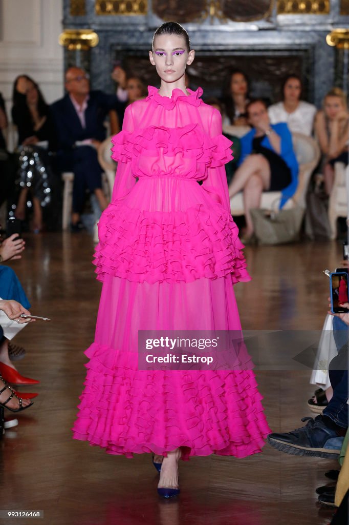 Valentino : Runway - Paris Fashion Week - Haute Couture Fall Winter 2018/2019
