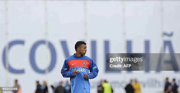 Portugal's forward "Nani" Cunha jogs during the team's training session at Covilha's sports center in Covilha, central Portugal, on May 14, 2010....