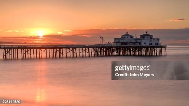 malibu pier sunrise - malibu pier stock pictures, royalty-free photos & images
