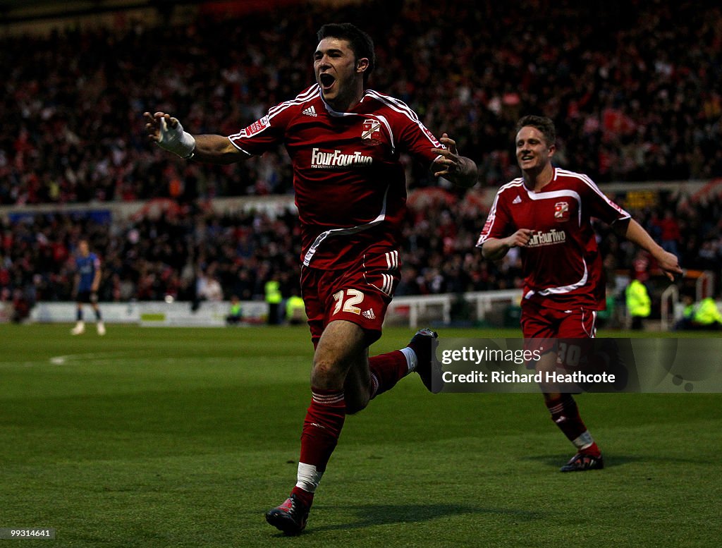Swindon Town v Charlton Athletic - League One Playoff Semi Final 1st Leg
