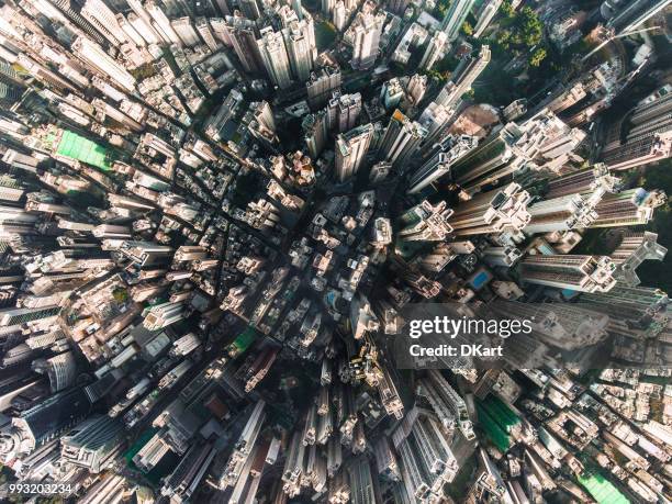 hong kong luftaufnahme - bevölkerungswachstum stock-fotos und bilder