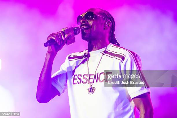 Snoop Dogg performs at the 2018 Essence Music Festival at the Mercedes-Benz Superdome on July 6, 2018 in New Orleans, Louisiana.