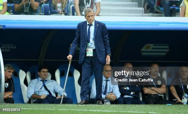 Coach of Uruguay Oscar Tabarez during the 2018 FIFA World Cup Russia Quarter Final match between Uruguay and France at Nizhny Novgorod Stadium on...