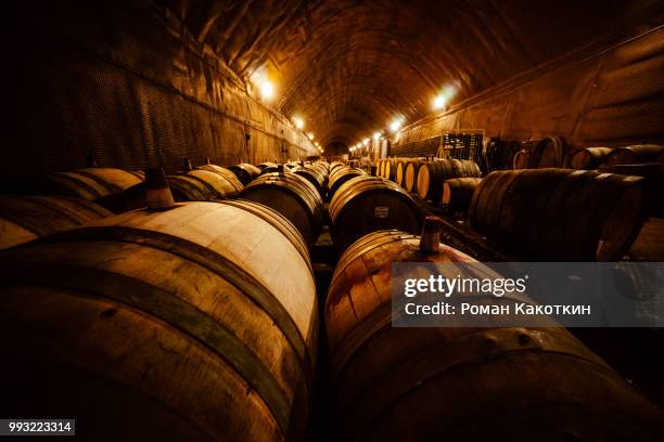 kakotkin com - whisky distillery stock pictures, royalty-free photos & images