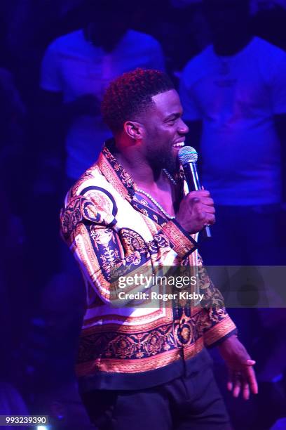 Actor/comedian Kevin Hart speaks onstage during his birthday party at Drai's Beach Club - Nightclub at The Cromwell Las Vegas on July 8, 2018 in La...