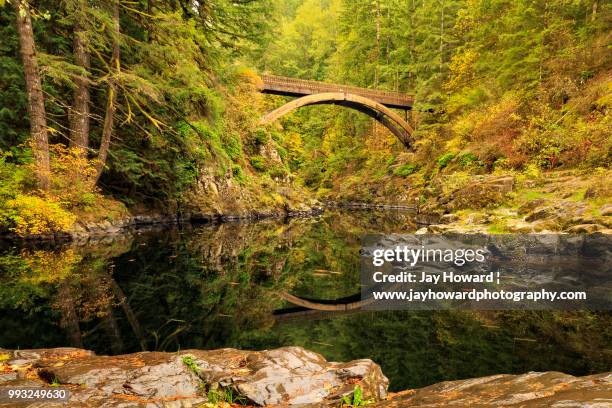 moulton falls bridge reflection - www photo com stock pictures, royalty-free photos & images
