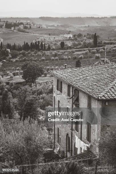 farmhouse - caputo stock pictures, royalty-free photos & images