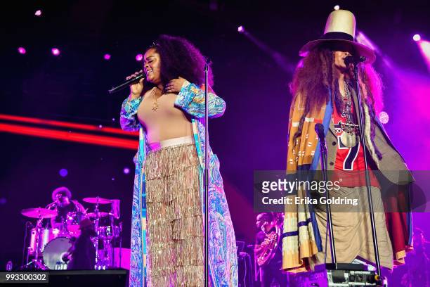 Jill Scott and Erykah Badu perform with The Roots during the 2018 Essence Music Festival at the Mercedes-Benz Superdome on July 6, 2018 in New...