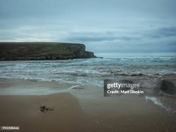 mawgan porth beach - mawgan porth stock pictures, royalty-free photos & images