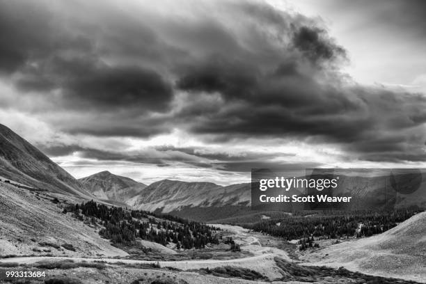 mt. sherman view - mt sherman stock pictures, royalty-free photos & images