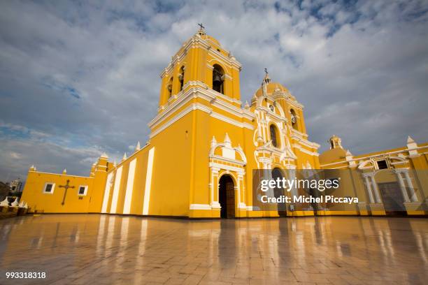 santo domingo church in trujillo - peru - santo domingo church stock pictures, royalty-free photos & images