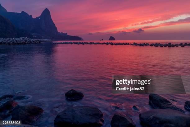 Jalee Photos and Premium High Res Pictures - Getty Images