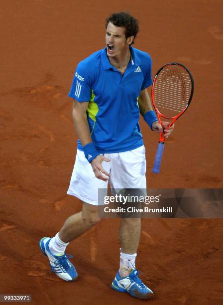 Andy Murray of Great Britain screams with frustration against David Ferrer of Spain in their quarter final match during the Mutua Madrilena Madrid...