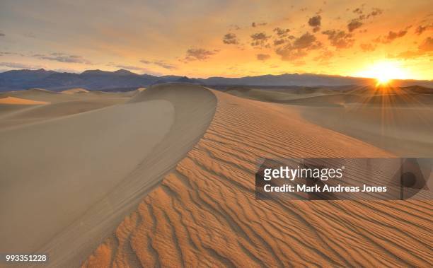mesquite sand dunes - mesquite flat dunes stock pictures, royalty-free photos & images