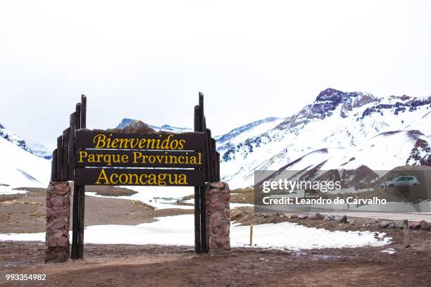 aconcagua - panoramic - mendoza - aconcagua stock-fotos und bilder