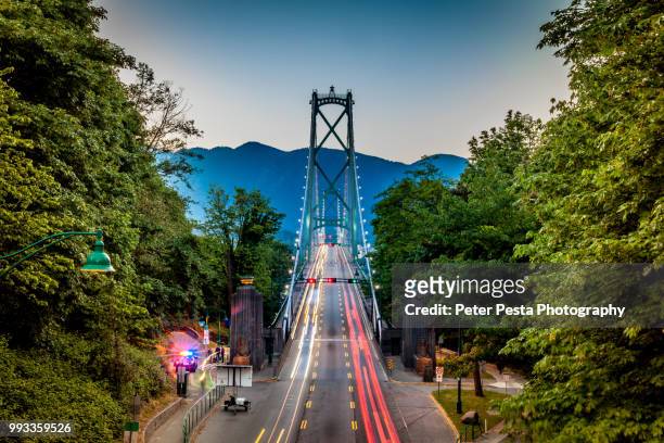 lions gate bridge - vancouver canada stock pictures, royalty-free photos & images