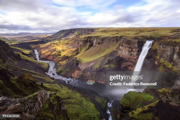 haifoss, with the river fossa below, iceland. - fossa stock pictures, royalty-free photos & images