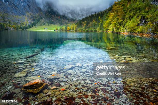 cystal clean lake - ren stock pictures, royalty-free photos & images