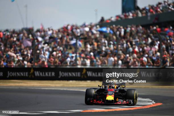 Daniel Ricciardo of Australia driving the Aston Martin Red Bull Racing RB14 TAG Heuer on track during qualifying for the Formula One Grand Prix of...