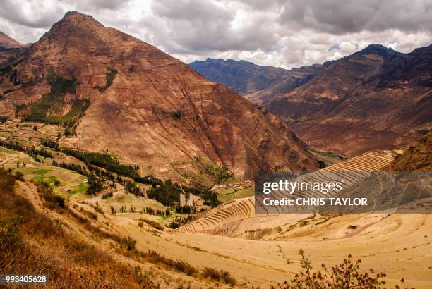 ancient valley - pisac district stock pictures, royalty-free photos & images