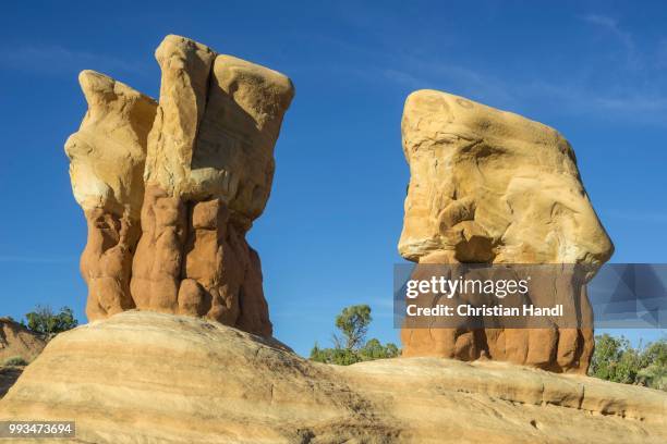 rock formations in devil's garden, escalante, utah, united states - devil's garden arches national park stock pictures, royalty-free photos & images