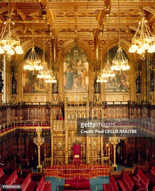 La Chambre des Lords dans le palais de Westminster à Londres en décembre 1986, Royaume-Uni.