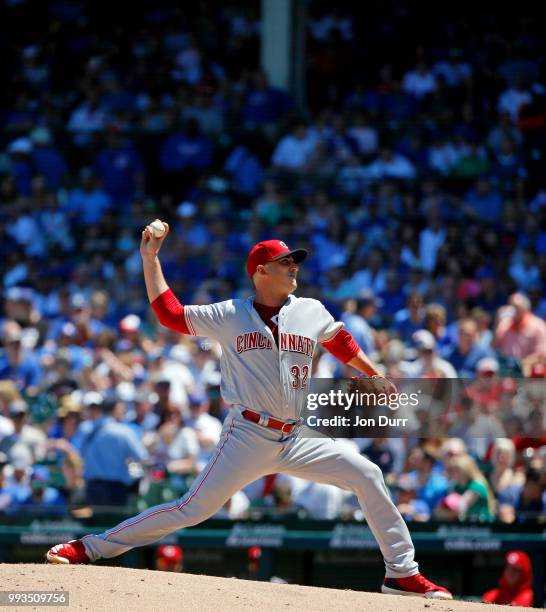 Matt Harvey of the Cincinnati Reds pitches against the Chicago Cubs during the first inning at Wrigley Field on July 7, 2018 in Chicago, Illinois.