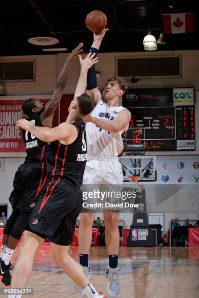 Isaac Haas of the Utah Jazz shoots the ball against the Portland Trail Blazers during the 2018 Las Vegas Summer League on July 7, 2018 at the Cox...