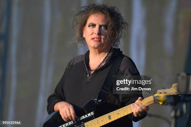 Robert Smith of The Cure performs live on stage during British Summer Time at Hyde Park on July 7, 2018 in London, England.