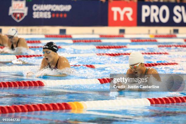 Vien Nguyen and Leah Smith compete in the women's 400m IM final at the 2018 TYR Pro Series on July 7, 2018 in Columbus, Ohio.