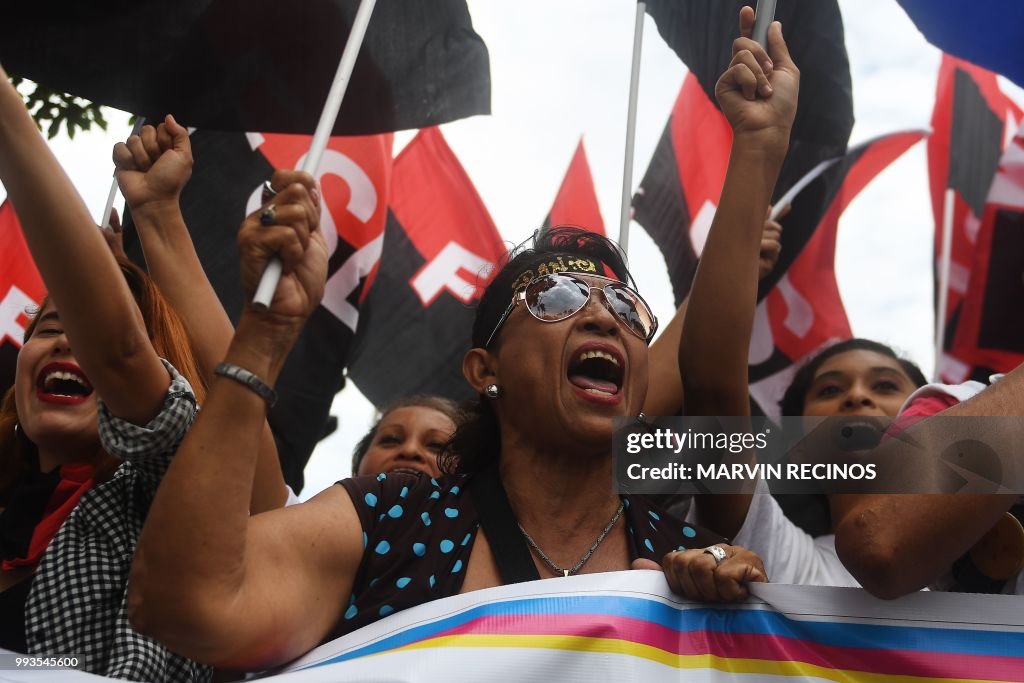 NICARAGUA-UNREST-ORTEGA-MARCH-SUPPORTERS