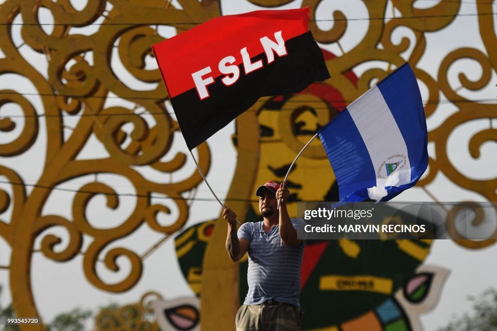 NICARAGUA-UNREST-ORTEGA-MARCH-SUPPORTERS