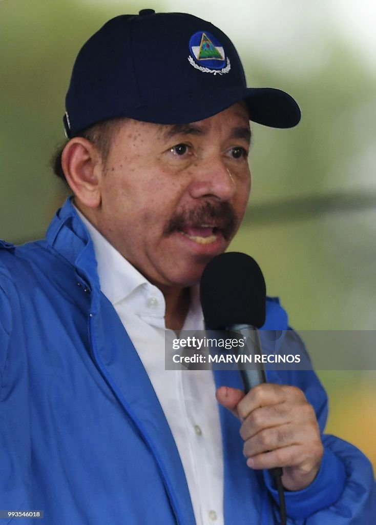 NICARAGUA-UNREST-ORTEGA-MARCH-SUPPORTERS