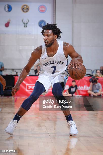 Wayne Selden of Memphis Grizzlies handles the ball against the Detroit Pistons during the 2018 Las Vegas Summer League on July 6, 2018 at the Cox...