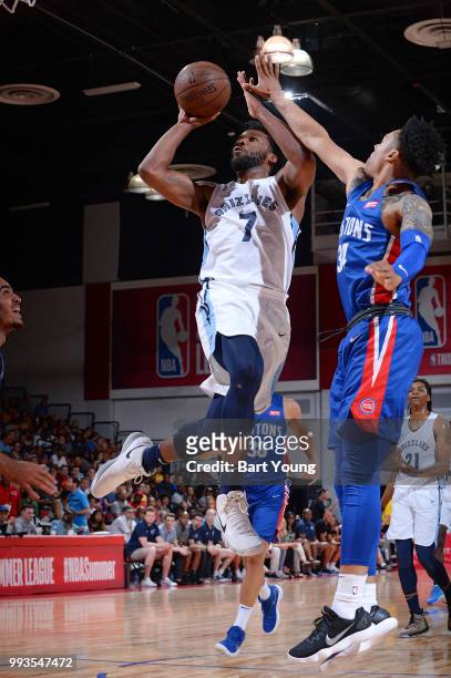 Wayne Selden of Memphis Grizzlies goes to the basket against the Detroit Pistons during the 2018 Las Vegas Summer League on July 7, 2018 at the Cox...