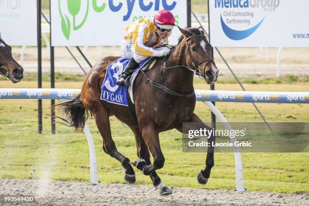 Am Vinnie ridden by Noel Callow wins the Polytrack Maiden Plate at Racing.com Park Synthetic Racecourse on July 08, 2018 in Pakenham, Australia.