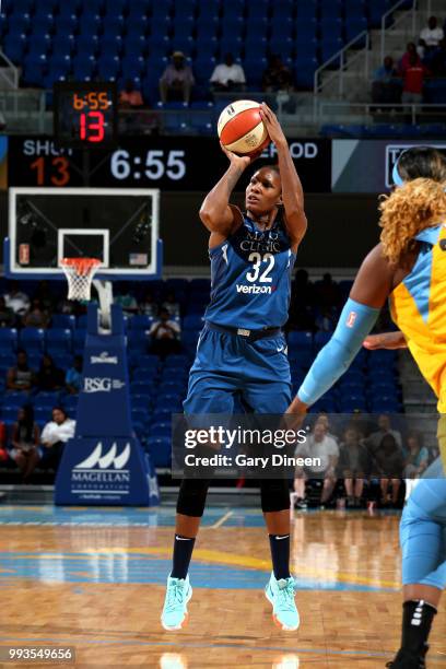 Rebekkah Brunson of the Minnesota Lynx shoots the ball during the game against the Cheyenne Parker of the Chicago Sky on July 07, 2018 at the...