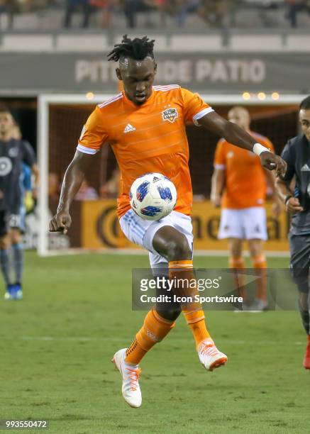 Houston Dynamo forward Alberth Elis controls the ball during the soccer match between the Minnesota United FC and Houston Dynamo on July 7, 2018 at...