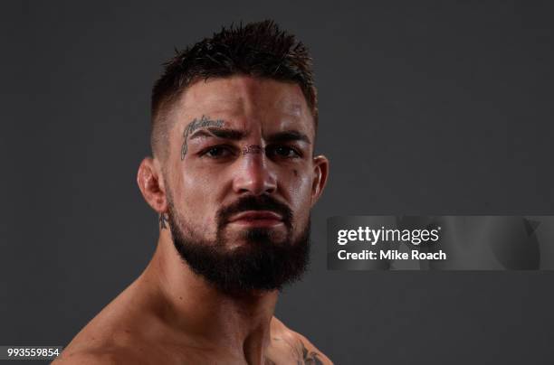 Mike Perry Prime Mike Perry Pose Ufc Photos and Premium High Res Pictures - Getty Images